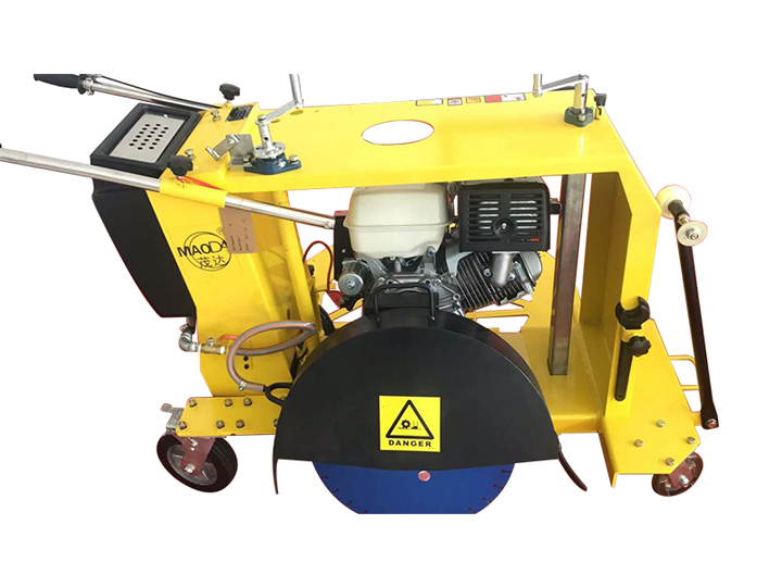 窖井蓋鋸圓機(jī)